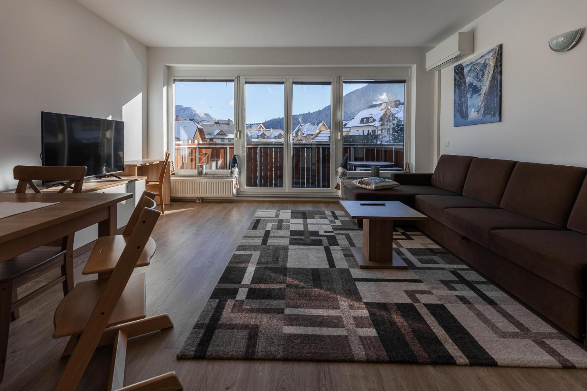Apartma Planika Kranjska Gora Ngoại thất bức ảnh